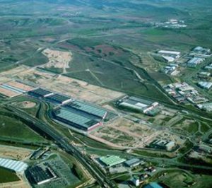 Entra en funcionamiento el aparcamiento de camiones de Arasur