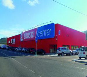 Vegalsa estrena un supermercado en Villalonga