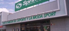 La cadena deportiva Sprinter Megacentros abre un local mientras cierre otros tres