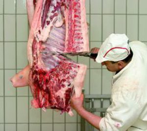 Cárnicas Azor diversifica e impulsa su negocio