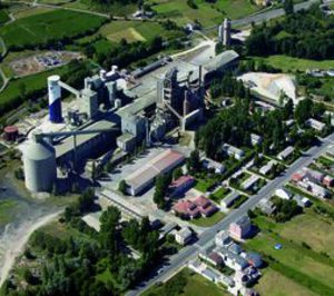 Votorantim ya controla un 30% de Cimpor y adelanta a Camargo Corrêa