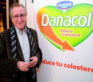 Danone redirige Danacol hacia el target senior