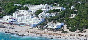 Riu La Mola reabre tras realizar una inversión de 10 M en su reforma