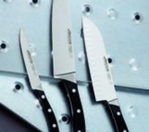 Cocineros de Euro-Toques visitan la fábrica de Arcos Hermanos