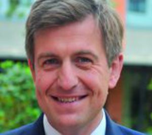 Entre la dependencia “Low Cost” y la hidalguía española