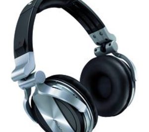 Pioneer lanza auriculares profesionales para DJ