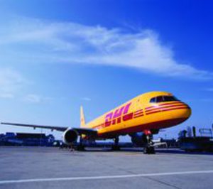 DHL lanza una app para el seguimiento de envíos marítimos y aéreos