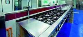 Auzo Lagun suma una cocina en Burgos