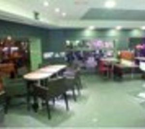 Restauravia reabre uno de sus KFC emblemáticos de Barcelona