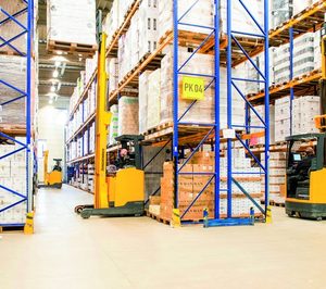 Jungheinrich presenta sus nuevas carretillas retráctiles