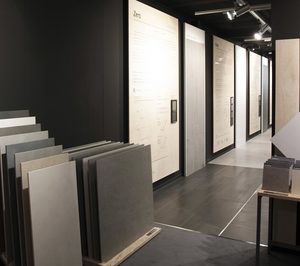 Echa a andar una nueva firma azulejera