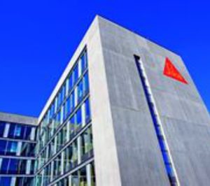 Saint-Gobain proyecta tomar el control de Sika