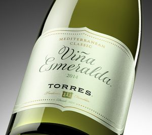 Bodegas Torres sofistica su Viña Esmeralda
