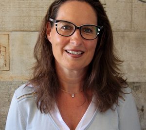 Marie-Eve Rougeot, al frente de Famosa