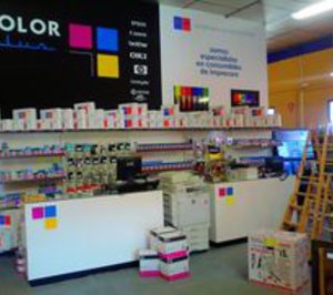Color Plus aumenta su red en España