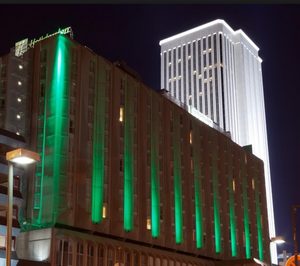 Cambio simultáneo de propietario y de gestor en el Holiday Inn Madrid Bernabéu