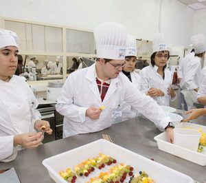 La UTE Serunión-Gustauria se adjudica un servicio de comidas a domicilio