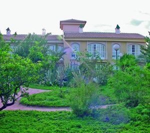 Casaverde compra cuatro de las residencias del grupo Doctor López Malla