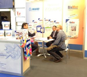 Mapei presenta Cobranding Adesilex P7 en el marco del BigMat Day