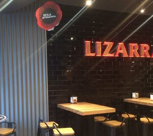 Comess inauguró dos restaurantes en abril