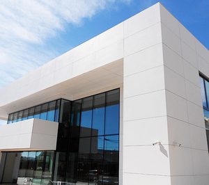 Innova Ocular inaugura una ampliación en el Hospital La Arruzafa, tras una inversión de 4 M