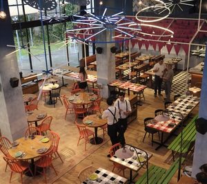 Grup Iglesias inaugura junto a Messi el Bellavista del Jardín del Norte