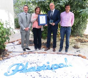 Plastipak Iberia recibe una nueva certificación de Aenor