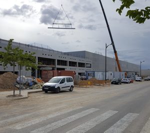 Eldisser estrena su nuevo macroalmacén logístico
