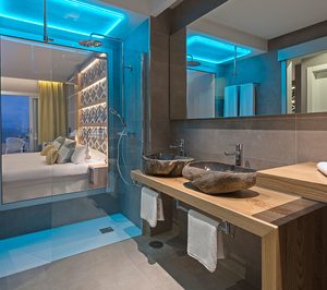 El aparthotel canario Bellavista se transforma en un solo adultos de 4E