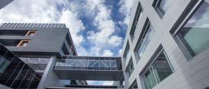 Aperturas de hospitales y residencias en España en 2017