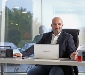 Israel Casado (Schneider): Vamos a intentar que nos compren por marca