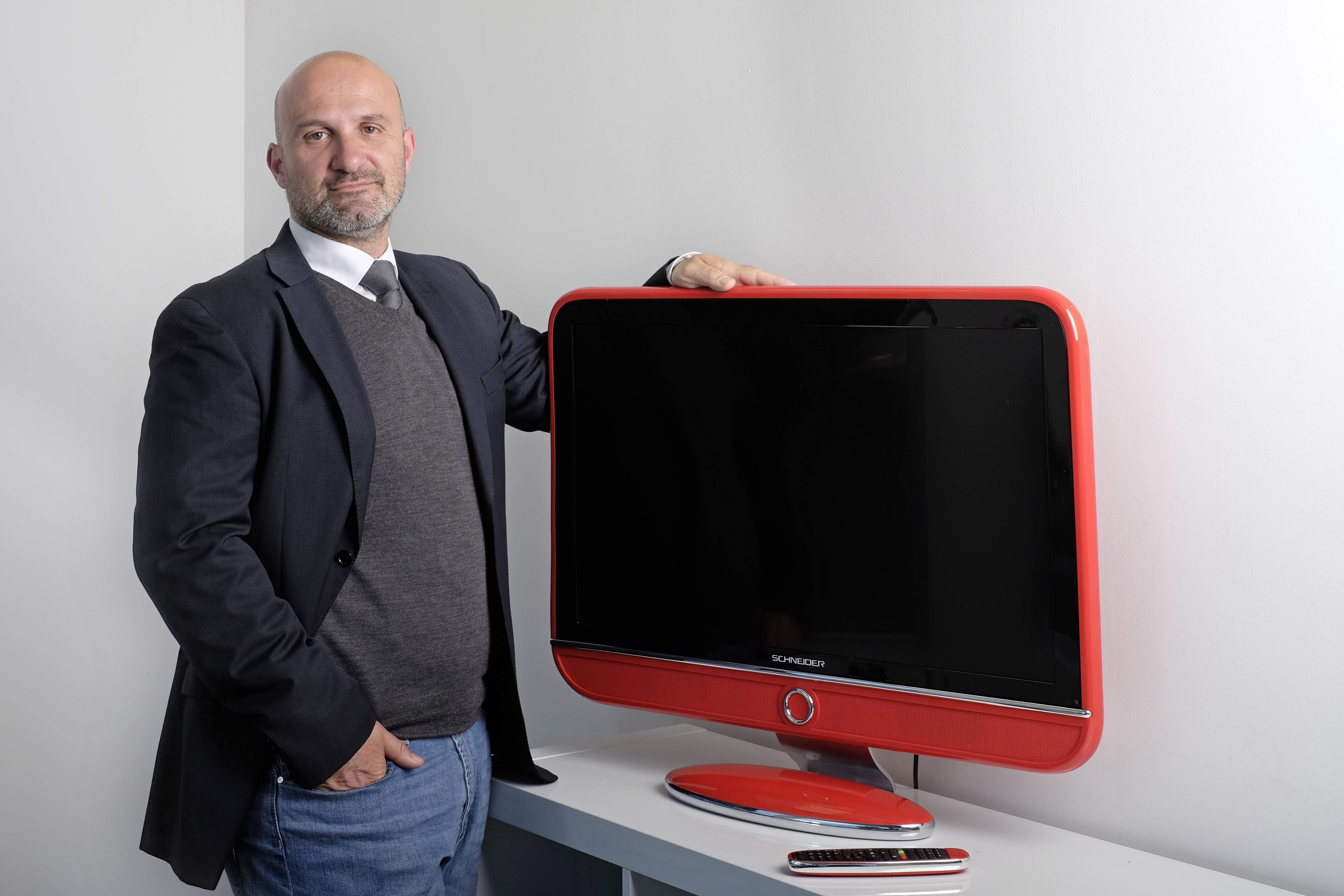 Israel Casado (Schneider):