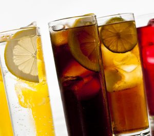Los refrescos dan un giro hacia lo saludable y premium