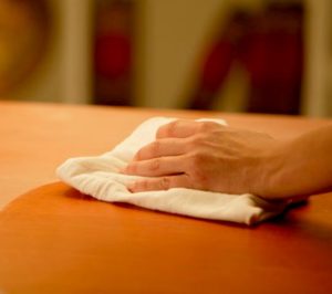 La MDD y una empresa del sector copan el mercado de limpiadores de muebles