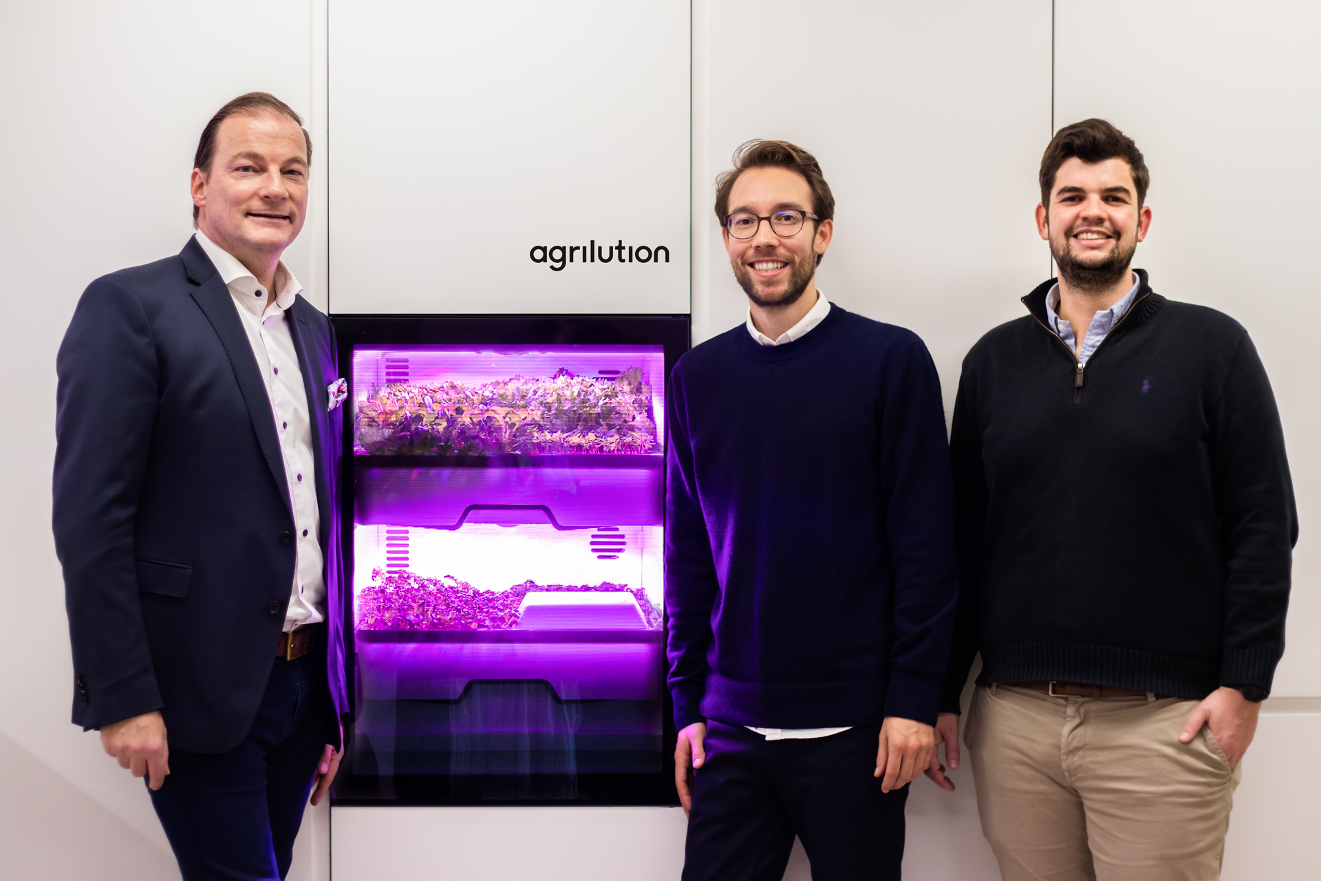 Miele se diversifica y apuesta por la agricultura vertical en el hogar tras comprar Agrilution