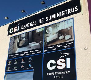 CSI suma tres almacenes y compra una distribuidora