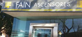 Fain se hace con dos ascensoristas en Cataluña y Navarra