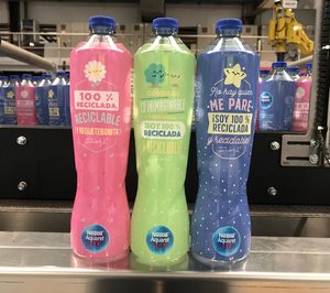 Aquarel presenta su primera botella con un 100% de r-PET