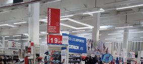 Auchan comienza con Decathlon la implantación en Alcampo de córneres de no alimentación