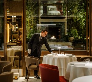 El restaurante Saddle reabre sus puertas con la certificación LEED Gold