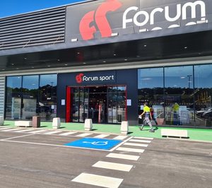 Forum Sport proyecta 3 M€ para renovar y digitalizar su red de tiendas