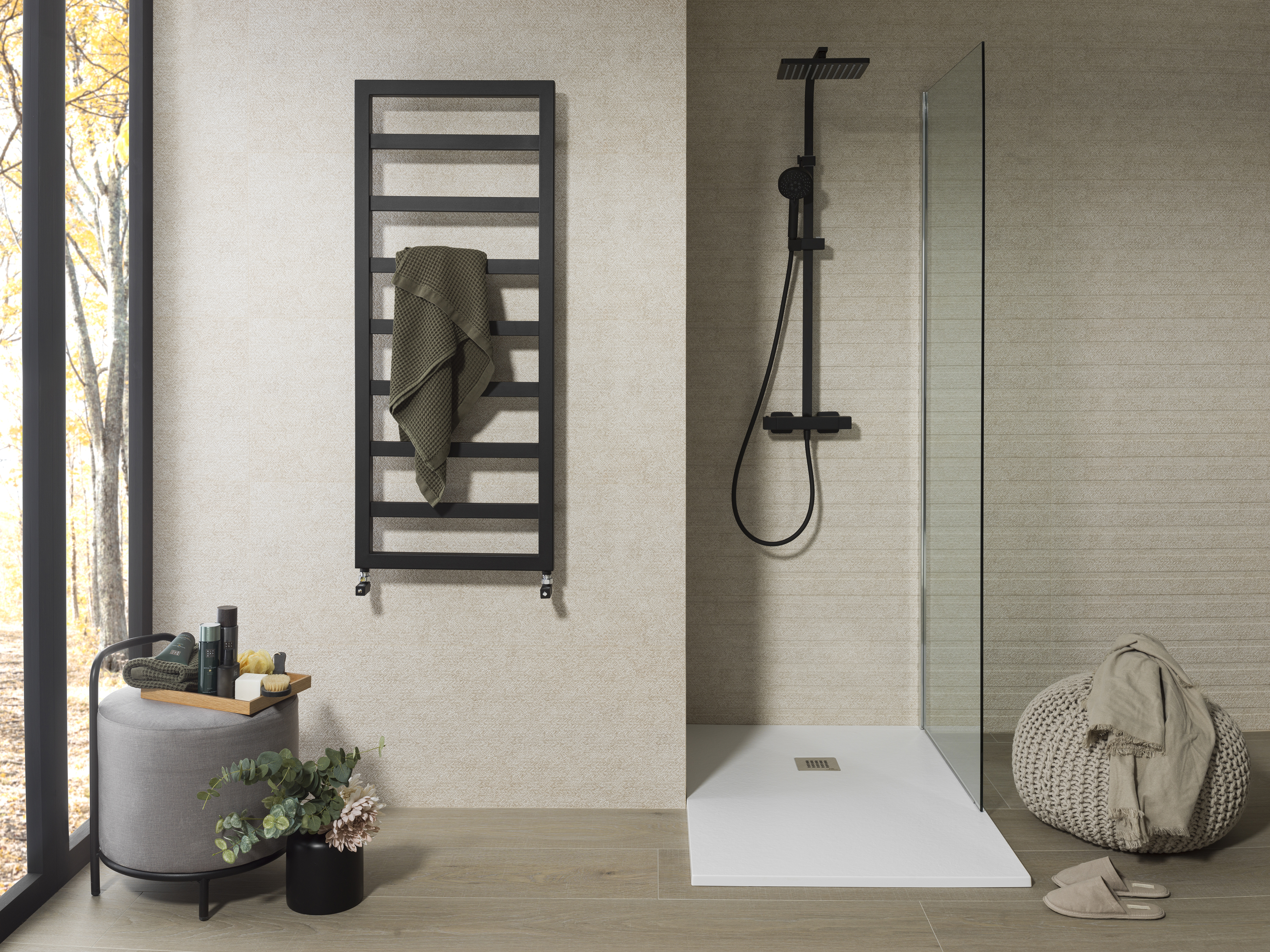 Cómo diseñar baños con duchas Wellness en proyectos de hotel