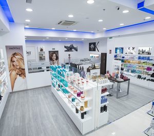 Sevilla inaugura centro comercial con la apertura de una cadena de perfumería. ¿Cuál es el perfil de la provincia?