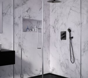 Ramón Soler presenta un nuevo conjunto de ducha negro mate