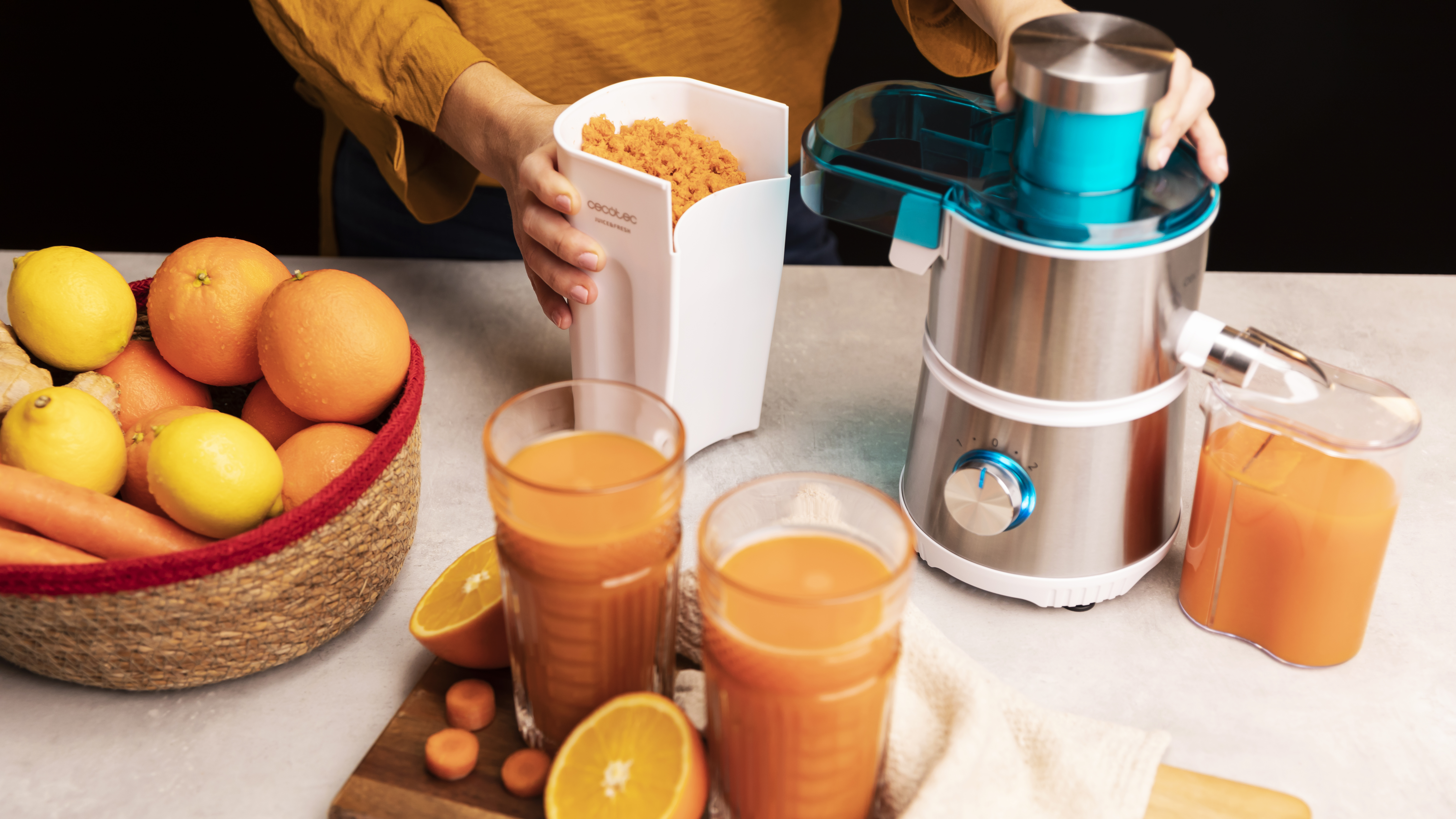 Cecotec crece con las licuadoras Juice & Fresh 400