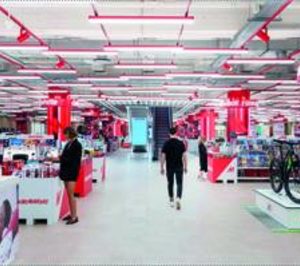 ¿Cómo son las macrotiendas ‘Lighthouse’ que MediaMarkt abrirá en Madrid y Barcelona?