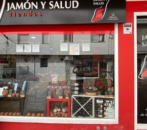 Jamón y Salud planta cara a la crisis del ibérico con sus tiendas
