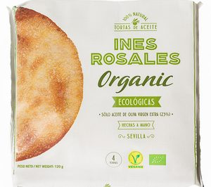 Inés Rosales esquiva la crisis sanitaria y sigue invirtiendo