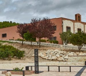 Matarromera finaliza su proyecto Esencia y recupera terreno por el repunte en horeca