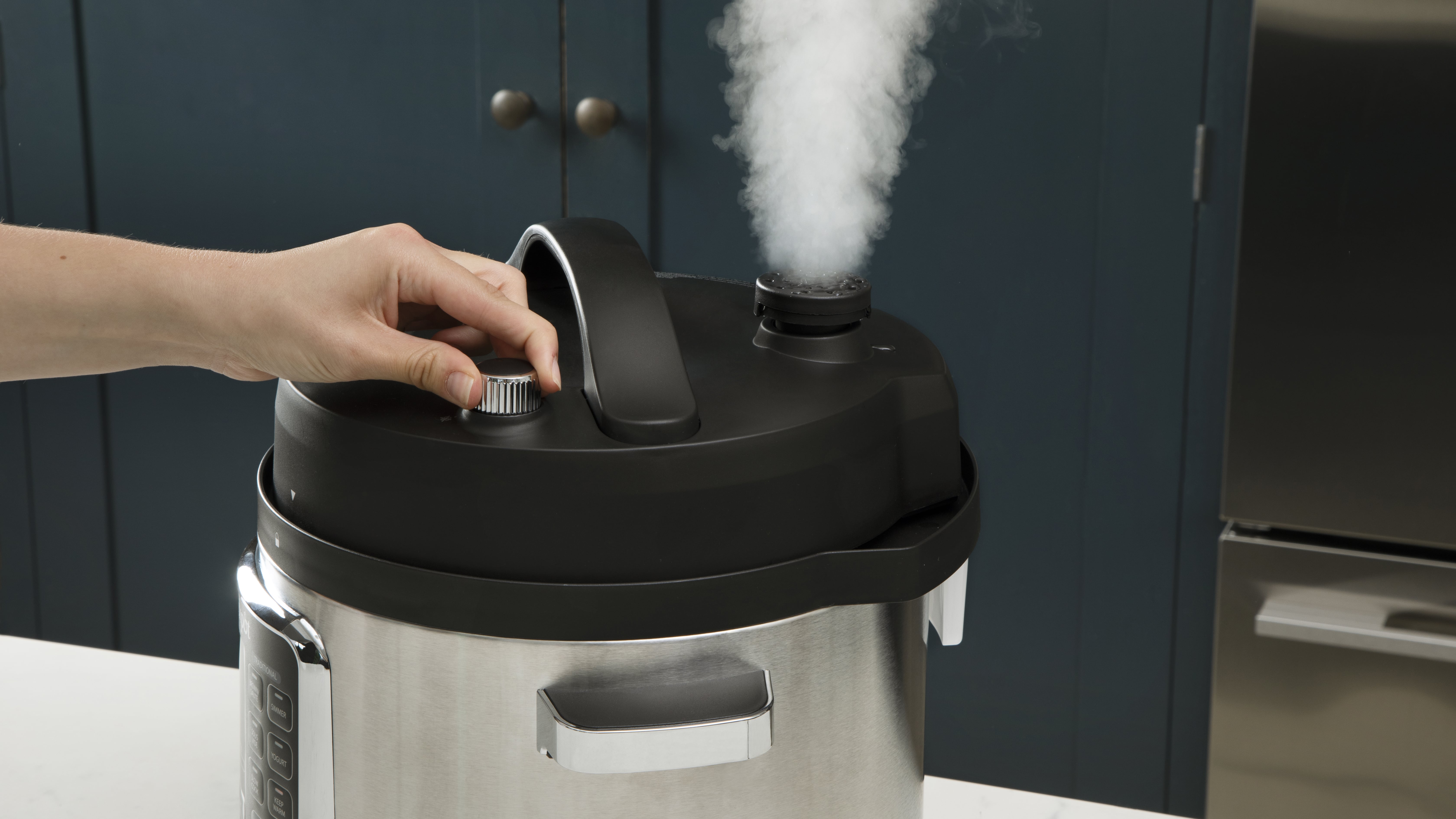 Crockpot firma una olla multifunción que trabaja desde el slow cooking al cocinado express